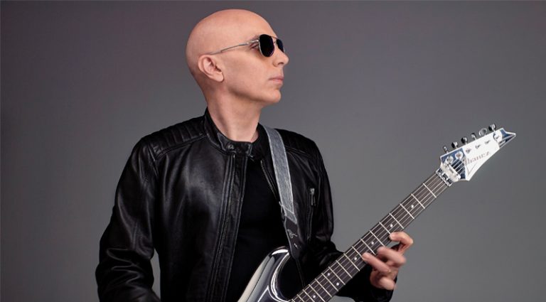 joe satriani bass player